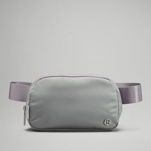 1L Silver Drop Lululemon Belt Bag / Fanny Pack